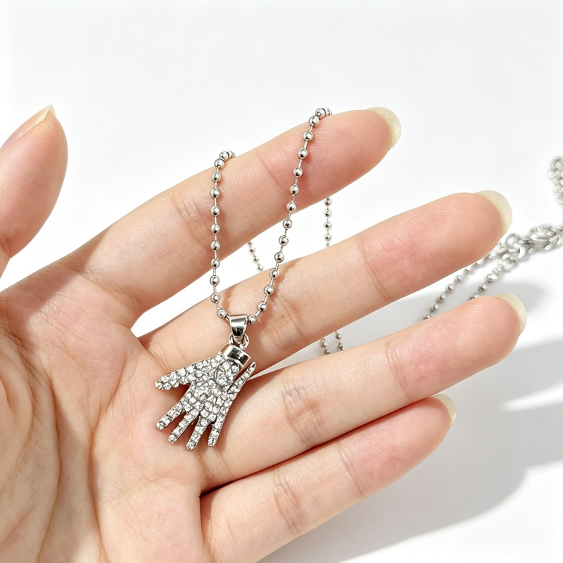 Full Diamond Michael Jackson G - Anime Pendant Necklace recension och pris